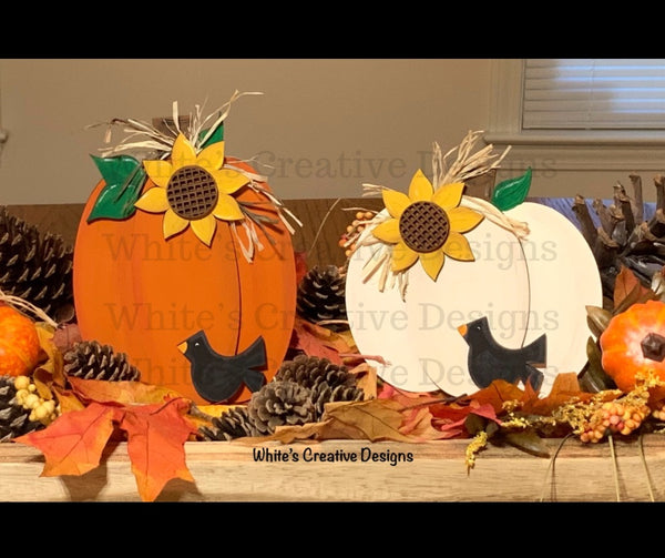 Pumpkin Shelf Sitter set of 2