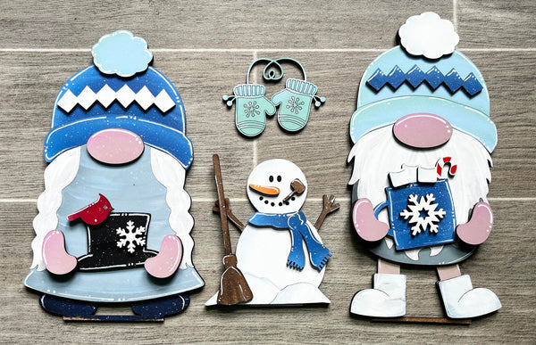 Standing Gnome (Winter Outfit)