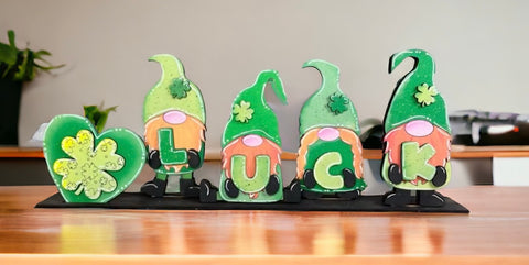 LUCK Gnomes Shelf Sitter