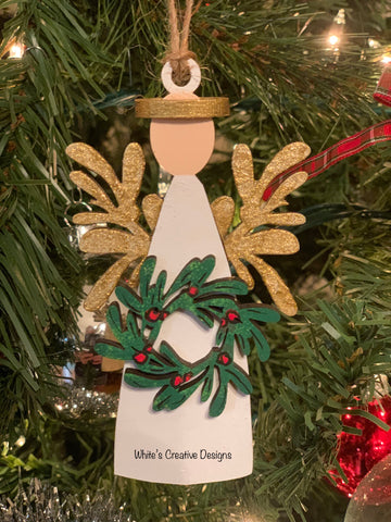 Angel with Wreath O#24